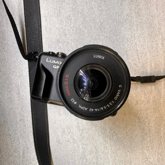 Panasonic LUMIX GF3 H-PS14042 Panasonic DMC−GF3 H-PS14042-K